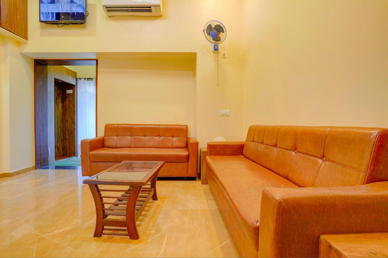 Fabexpress Colaba Grand Hotell Mumbai Exteriör bild